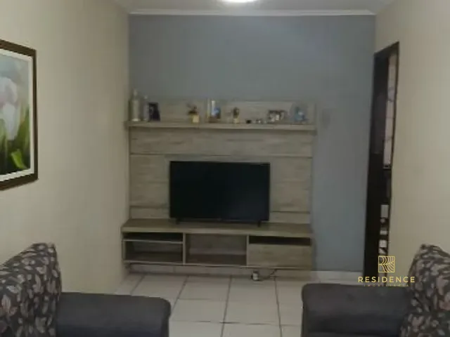 Casa 4 quartos e 3 banheiros, à venda, no bairro Casa de Pedra em Volta Redonda