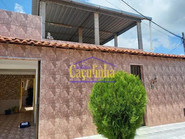 Casa com 400m² 2 quartos e 3 banheiros, à venda, no bairro Vila Helena em Barra do Piraí