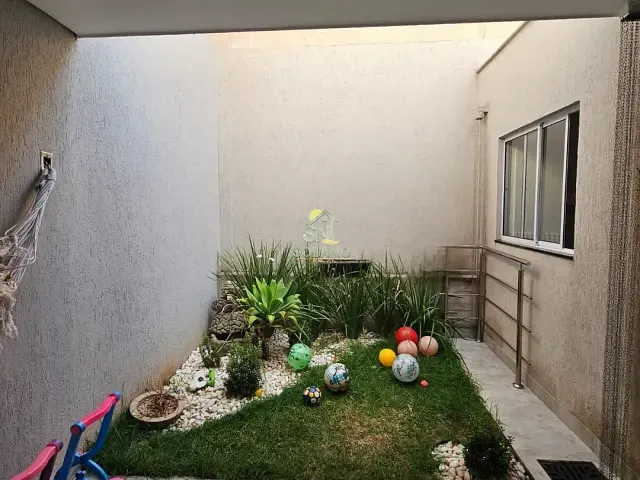 Casa com 233m² 3 quartos e 3 banheiros, à venda, no bairro Jardim Atlântico em Goiânia