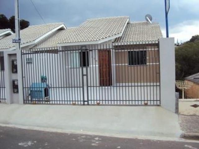 Casa com 2 dormitórios à venda, Nova Russia