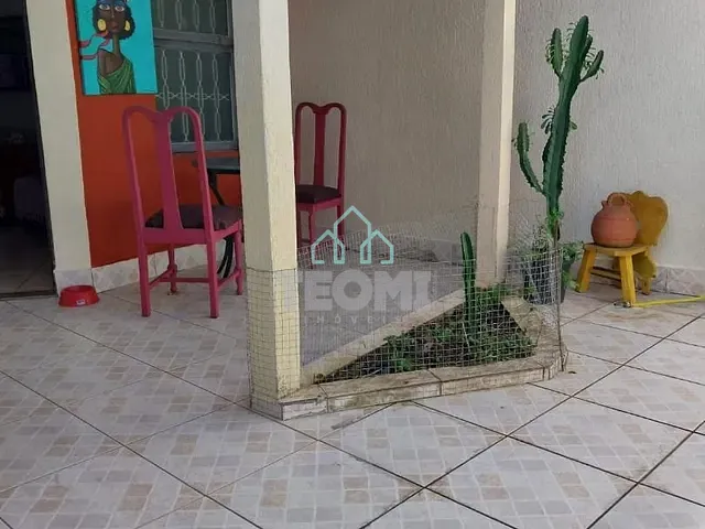 Casa com 221m² 3 quartos e 2 banheiros, à venda, no bairro Cavarucanguera em Taubaté