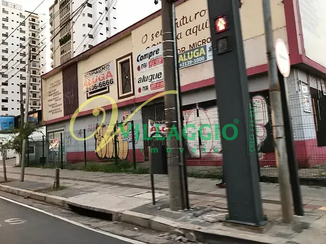 Casa com 240m², à venda ou para alugar, no bairro Centro em São José do Rio Preto