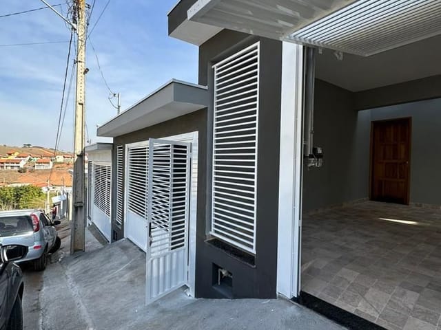 Casa com 125m² 2 quartos e 2 banheiros, à venda, no bairro Primavera Garden em Itapeva