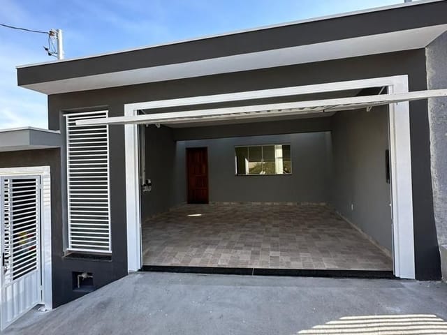 Casa com 125m² 2 quartos e 2 banheiros, à venda, no bairro Primavera Garden em Itapeva