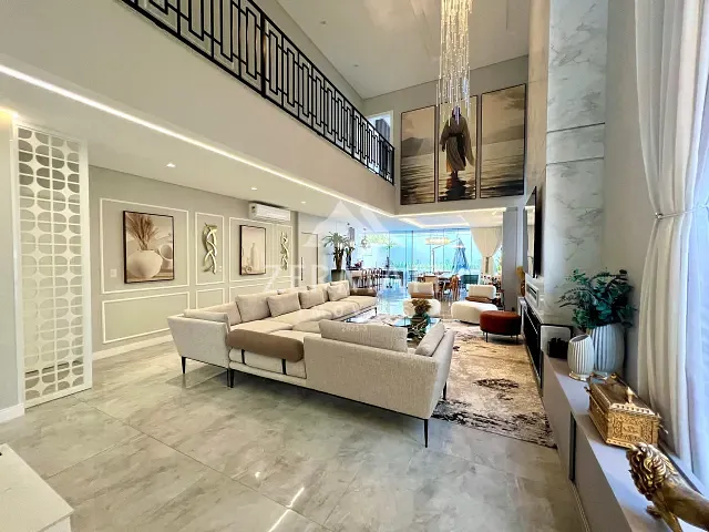 Casa com 365m² 3 quartos e 3 banheiros, à venda, no bairro Itoupava Central em Blumenau