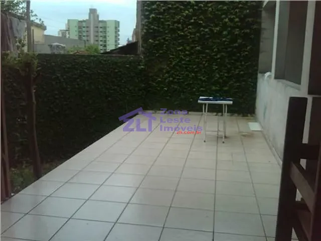 Casa com 450m² 3 quartos e 1 banheiro, à venda, no bairro Vila Carrão em São Paulo