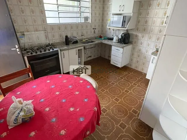 Casa 3 quartos e 4 banheiros, à venda, no bairro Vila Cidade Universitária em Bauru