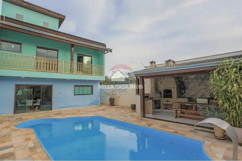Casa, 3 quartos, 292 m² - Foto 1