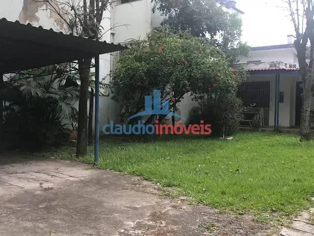 Casa 5 quartos e 1 banheiro, à venda, no bairro Ano Bom em Barra Mansa