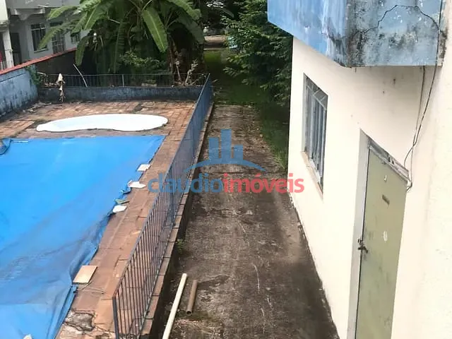 Casa 5 quartos e 1 banheiro, à venda, no bairro Ano Bom em Barra Mansa