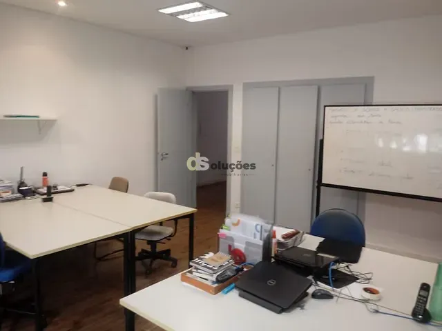 Casa com 700m² 15 quartos e 7 banheiros, à venda, no bairro Higienópolis em São Paulo