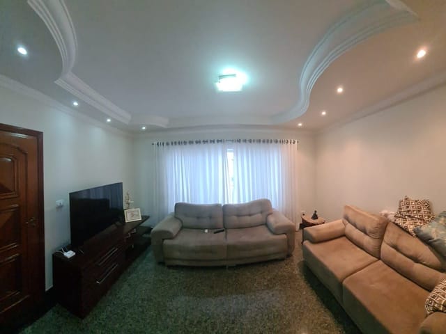 Casa com 300m² 3 quartos e 2 banheiros, à venda, no bairro Vila Bertini em Americana