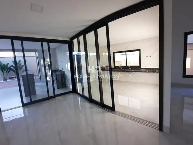 Casa com 445m² 4 quartos e 6 banheiros, à venda, no bairro Portal do Sol Green em Goiânia