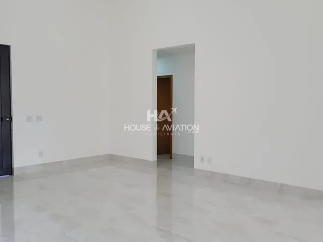 Casa com 445m² 4 quartos e 6 banheiros, à venda, no bairro Portal do Sol Green em Goiânia