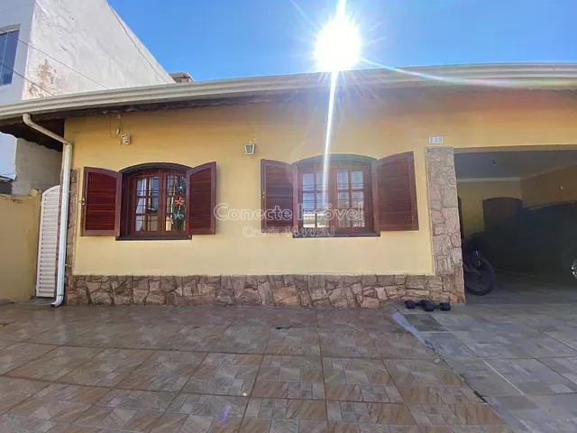 Casa 3 quartos e 3 banheiros, à venda, no bairro Morada das Flores em Holambra