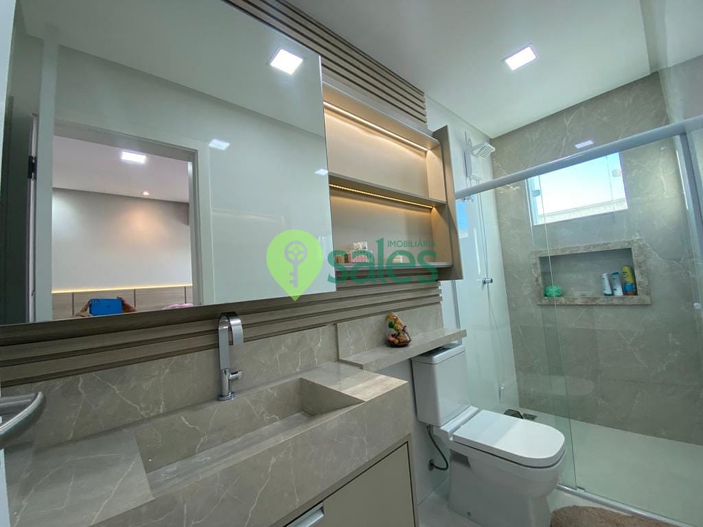 Casa à venda com 4 quartos, 340m² - Foto 12