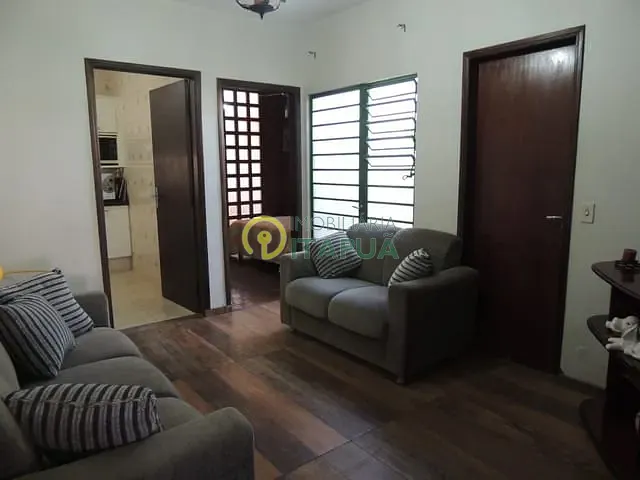 Casa com 456m² 4 quartos e 4 banheiros, à venda, no bairro Jardim Tabapuã em Londrina