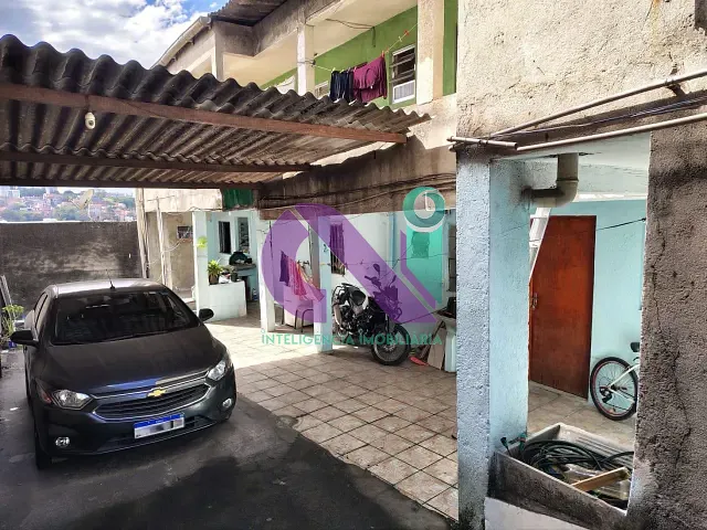 Casa com 250m² 3 quartos e 2 banheiros, à venda, no bairro Padroeira em Osasco