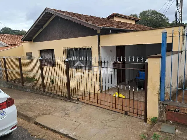 Casa com 312m² 2 quartos e 1 banheiro, à venda, no bairro Vila Formosa em São José do Rio Pardo