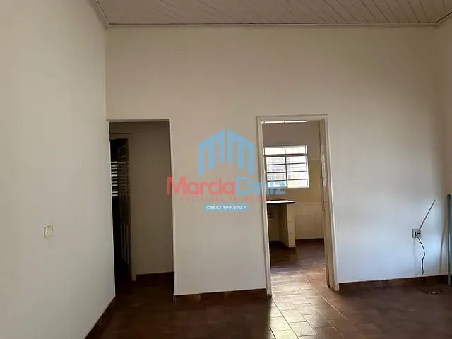 Casa com 416m² 3 quartos e 2 banheiros, à venda, no bairro Centro em Ituverava