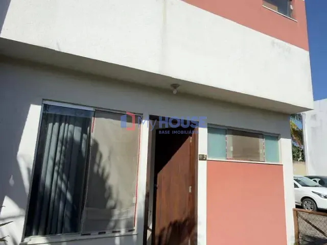 Casa 2 quartos e 1 banheiro, à venda ou para alugar, no bairro São Francisco em Ilhéus