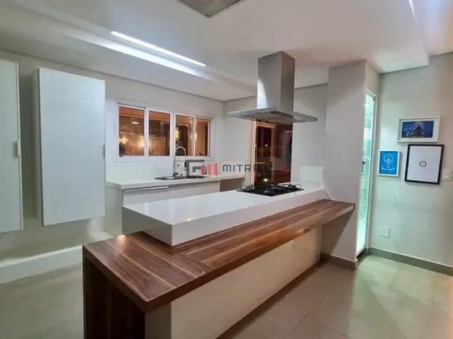 Casa 4 quartos e 6 banheiros, à venda, no bairro Esperança em Londrina