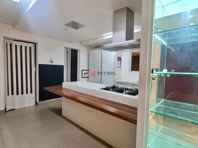 Casa 4 quartos e 6 banheiros, à venda, no bairro Esperança em Londrina