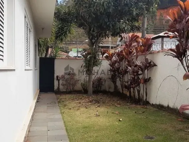 Casa com 773m² 3 quartos e 1 banheiro, à venda, no bairro Centro em Itajubá