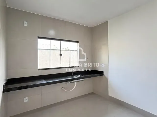 Casa 2 quartos e 2 banheiros, à venda, no bairro Setor Rio Vermelho em Aparecida de Goiânia