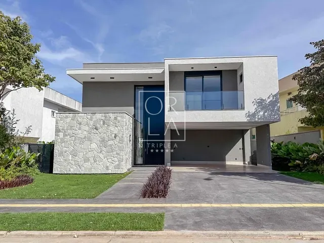 Casa com 510m² 5 quartos e 8 banheiros, à venda, no bairro Alphaville Araguaia em Goiânia