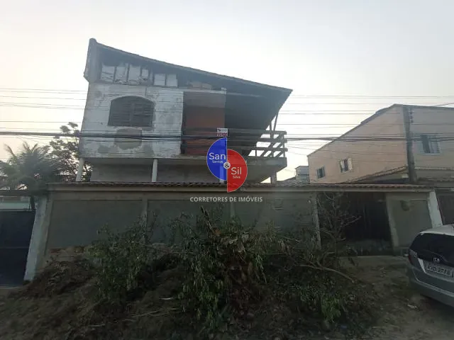 Casa 2 quartos e 2 banheiros, à venda, no bairro Praia do Imperador (Praia de Mauá) em Magé