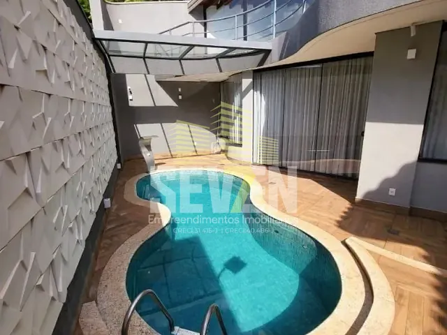 Casa com 280m² 4 quartos e 6 banheiros, à venda, no bairro Jardim Estoril IV em Bauru