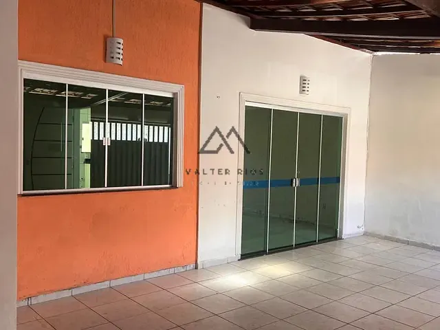 Casa 3 quartos e 2 banheiros, à venda, no bairro Hernani Sá em Ilhéus