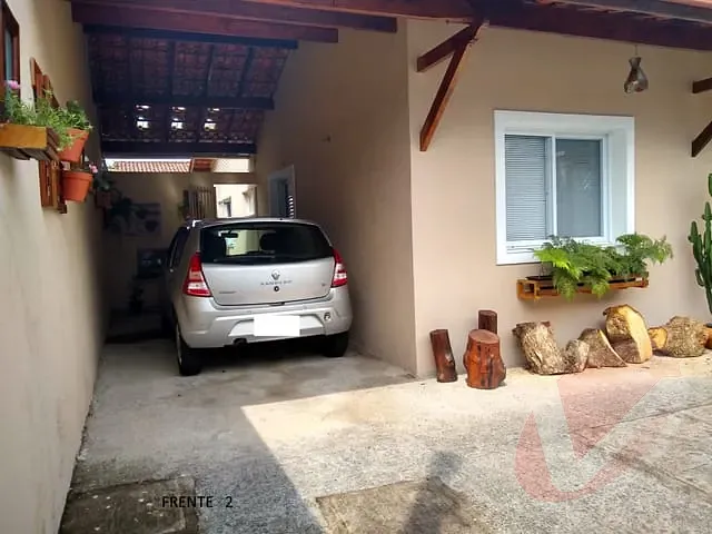 Casa com 384m² 5 quartos e 3 banheiros, à venda, no bairro Flórida em Praia Grande