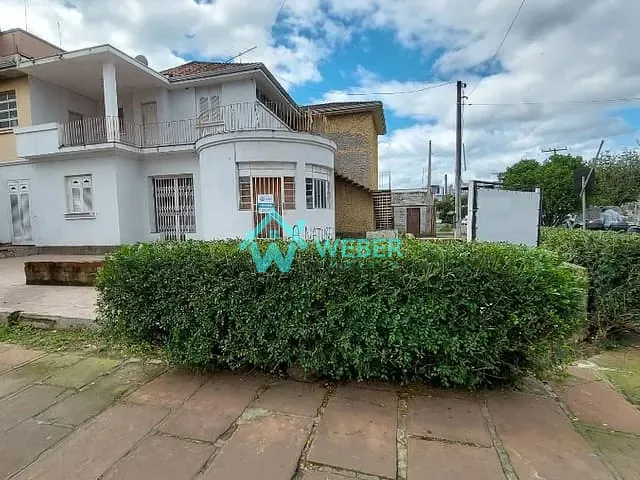 Casa com 411m², à venda, no bairro Rio Branco em Novo Hamburgo