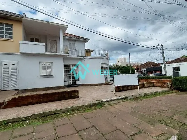 Casa com 411m², à venda, no bairro Rio Branco em Novo Hamburgo