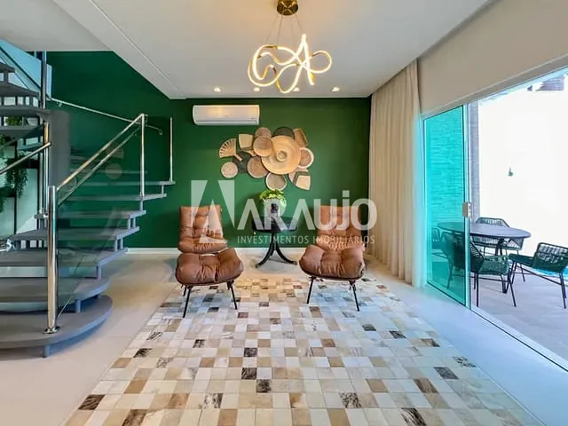 Casa com 300m² 4 quartos e 5 banheiros, à venda, no bairro Praia dos Amores em Balneário Camboriú