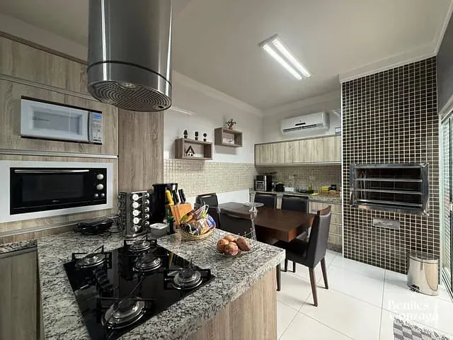 Casa com 162m² 3 quartos e 2 banheiros, à venda, no bairro Jardim Itália II em Maringá