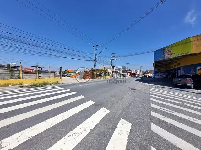 Casa com 250m², à venda, no bairro Cidade Miguel Badra em Suzano