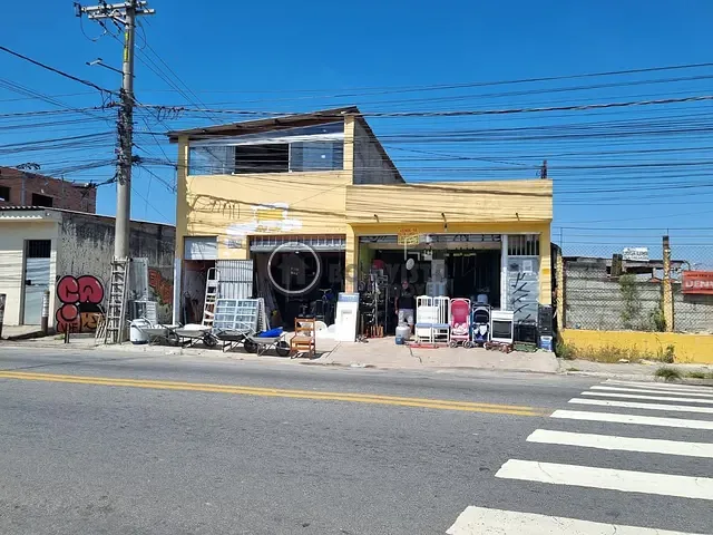 Casa com 250m², à venda, no bairro Cidade Miguel Badra em Suzano