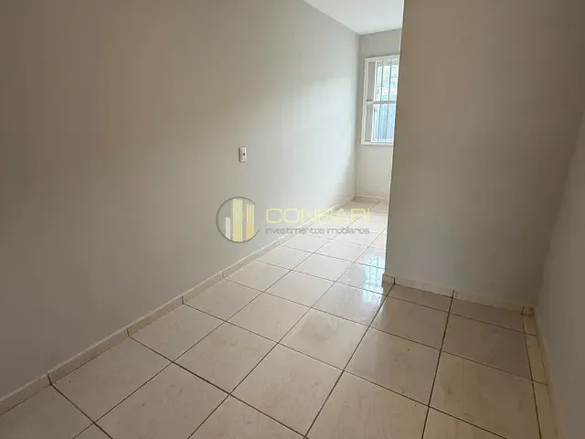 Casa 2 quartos e 1 banheiro, à venda, no bairro Morretes em Itapema