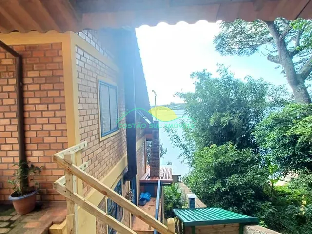 Casa 4 quartos e 3 banheiros, à venda, no bairro Ribeirão da Ilha em Florianópolis
