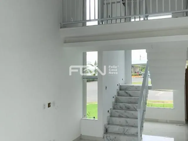 Casa com 352m² 4 quartos e 2 banheiros, à venda, no bairro Cascalheira em Camaçari