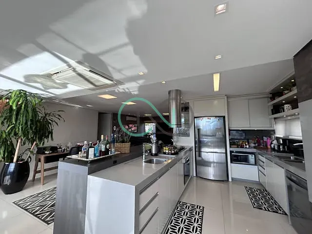 Casa com 304m² 3 quartos e 5 banheiros, à venda, no bairro Centenário em Sapiranga