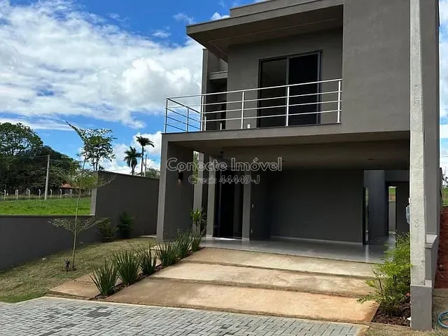 Casa 3 quartos e 3 banheiros, à venda, no bairro Colinas do Castelo em Jaguariúna