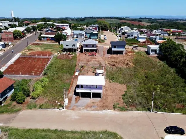 Casa com 104m² 2 quartos e 1 banheiro, à venda, no bairro Centro Administrativo em Teutônia