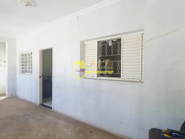 Casa com 150m² 3 quartos e 1 banheiro, à venda, no bairro Vila Furlan em Indaiatuba