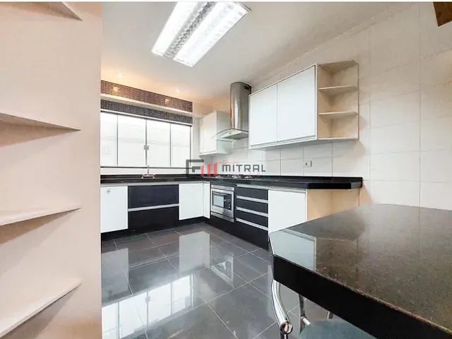 Casa 4 quartos e 5 banheiros, à venda, no bairro Recanto do Salto em Londrina