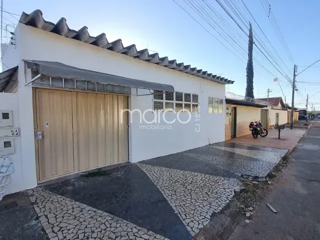 Casa 2 quartos e 1 banheiro, para alugar, no bairro Vila Mauá em Goiânia