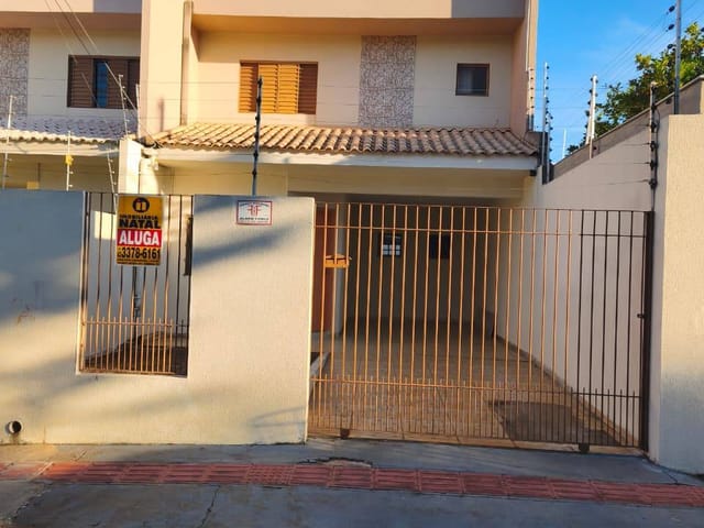 Foto do Casa - Casa para locação, Petrópolis, Londrina, PR | Imobiliária Natal LTDA